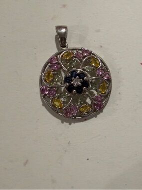 Multi-Color Floral Pendant Necklace -